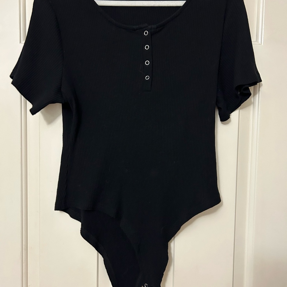 SHEIN Black Fitted Polo Bodysuit